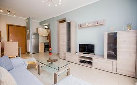 Apartment Near The Circuit Of Serres And Centre!!!